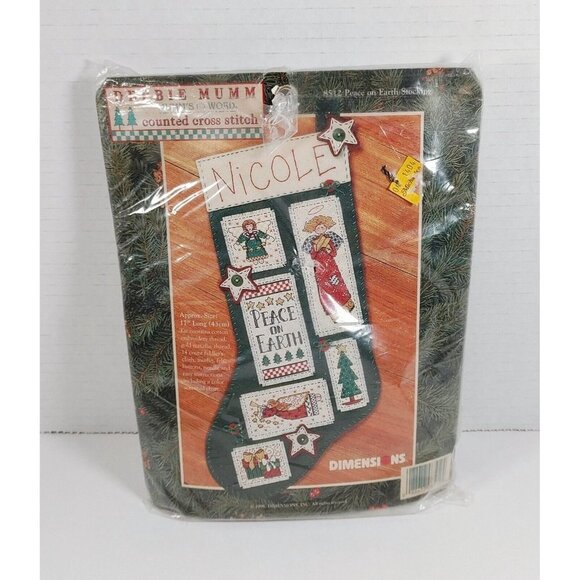 Dimensions Debbie Mumm Counted Cross Stitch Peace on Earth Angels Stocking - Picture 1 of 6